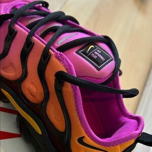 NIKE Vapormax PLUS  SHERBET Sneakers - Pinkish Orange